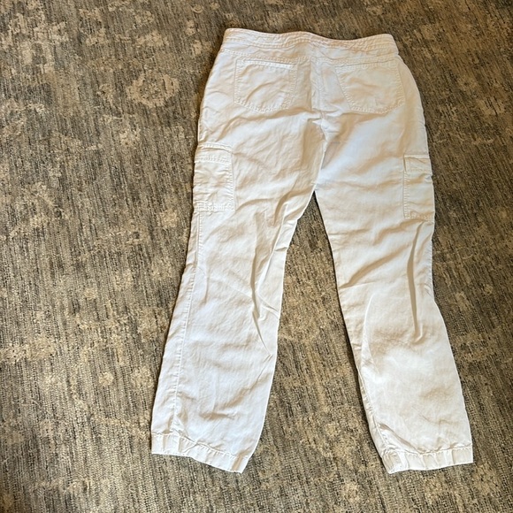 Eileen Fisher white linen blend Pants - size 6P - great condition - Picture 5 of 6